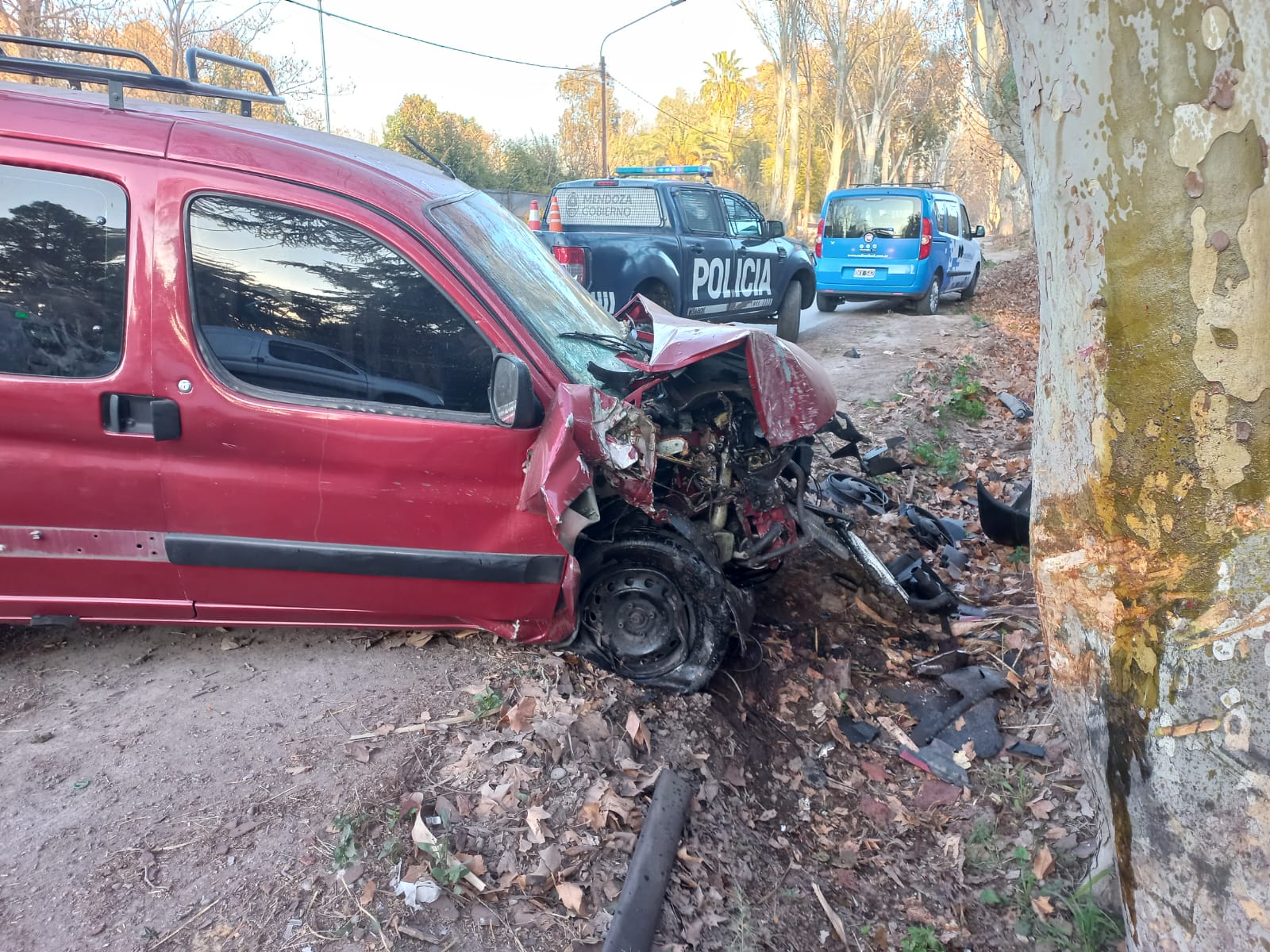 Móvil de LVDiez- Incidente vial en Mathus Hoyos y Tirasso, Gllen