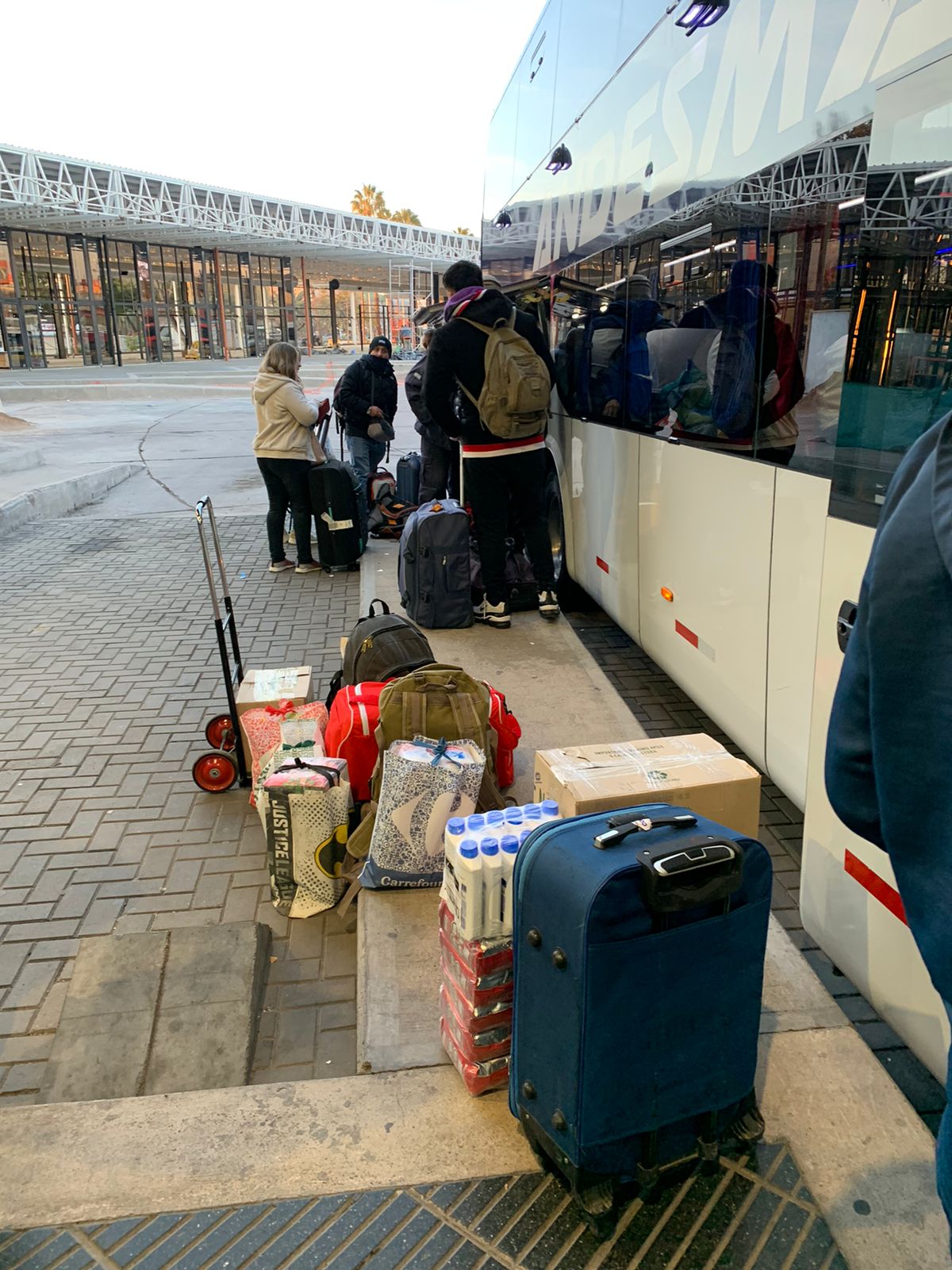 Móvil de LVDiez desde Terminal de Omnibus